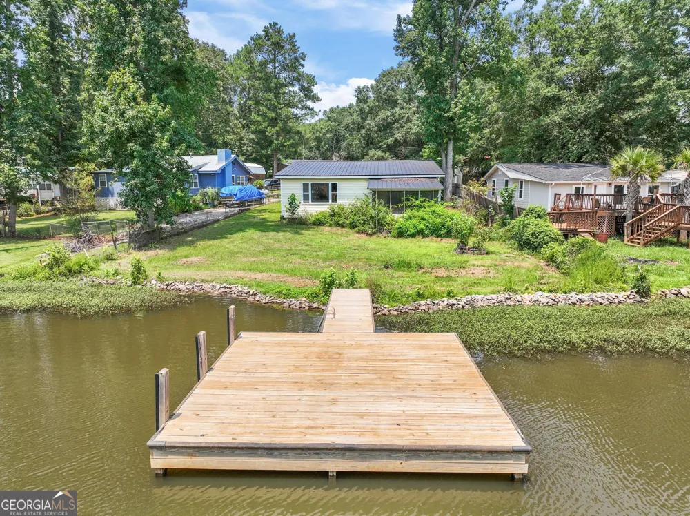 178 Southern Shores RD Jackson, GA 30233