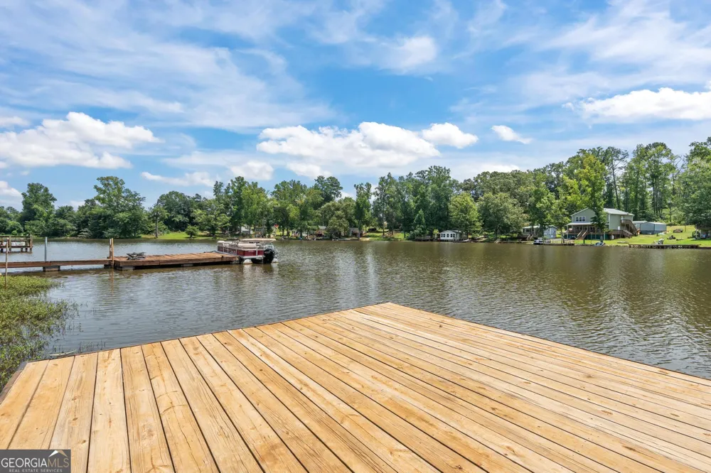 178 Southern Shores RD Jackson, GA 30233