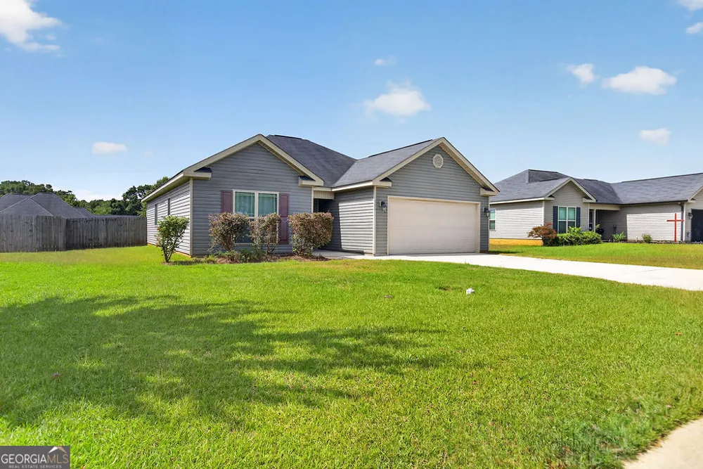 111 Winsted CT Perry, GA 31069
