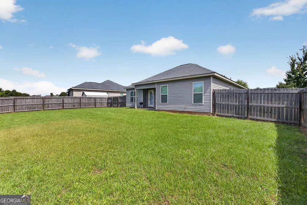 111 Winsted CT Perry, GA 31069