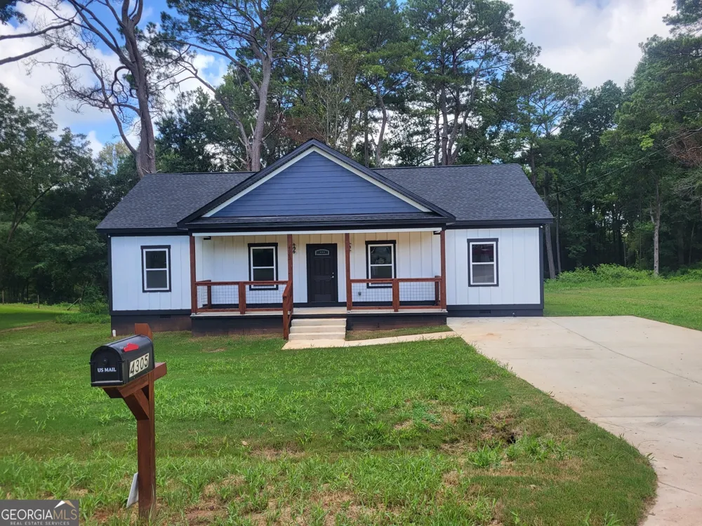 4305 22nd AVE Valley, AL 36854