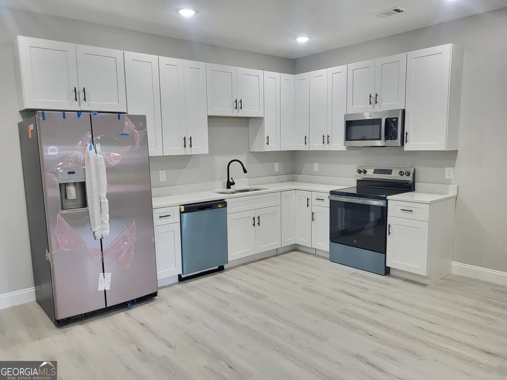 4305 22nd AVE Valley, AL 36854