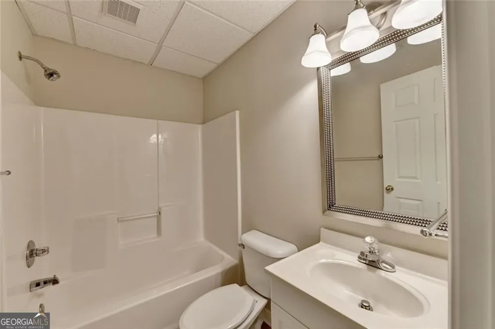 4614 Kiplin Lake CT Sugar Hill, GA 30518