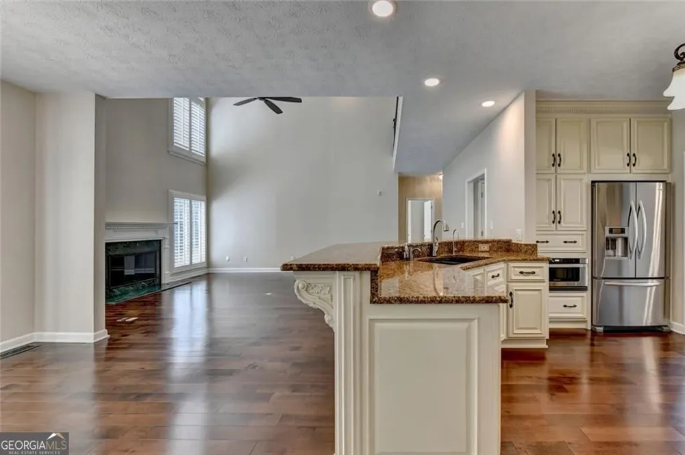 4614 Kiplin Lake CT Sugar Hill, GA 30518