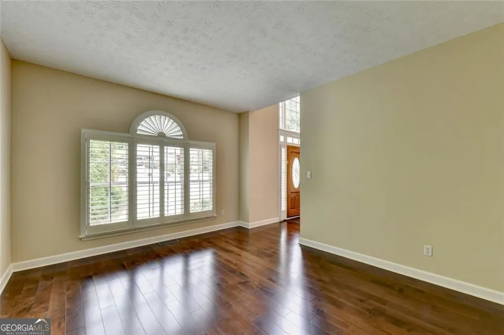 4614 Kiplin Lake CT Sugar Hill, GA 30518