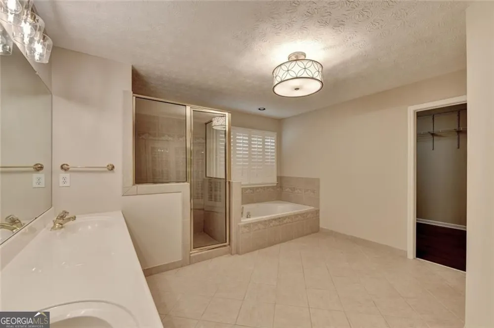 4614 Kiplin Lake CT Sugar Hill, GA 30518