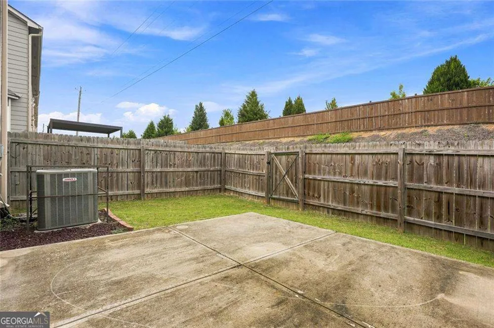 2412 Fitts DR Conyers, GA 30094