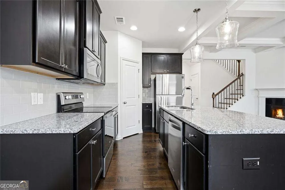 2412 Fitts DR Conyers, GA 30094