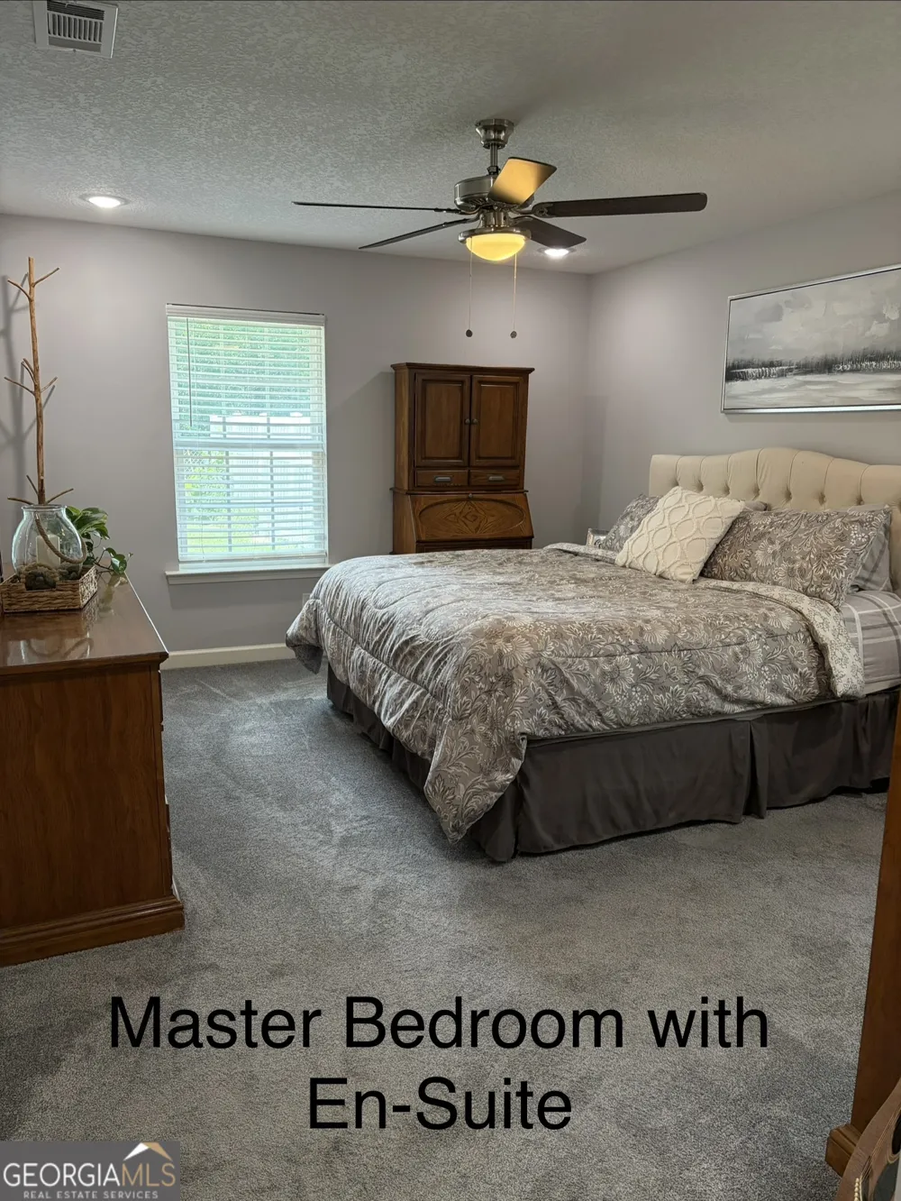 325 Creekview DR Hortense, GA 31543