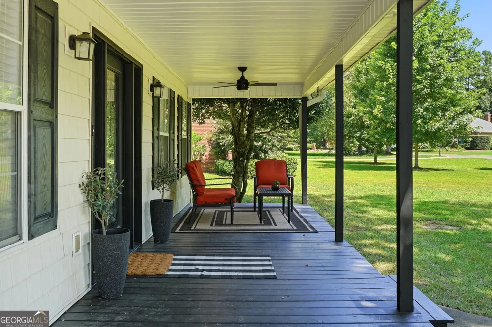 195 Gateway DR Rocky Face, GA 30740