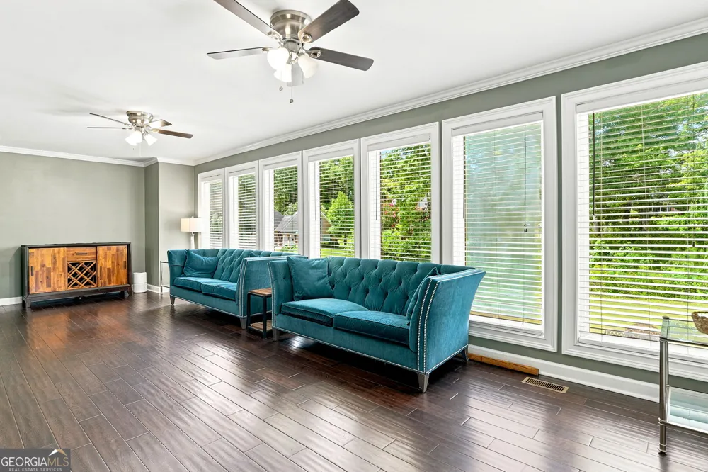 195 Gateway DR Rocky Face, GA 30740