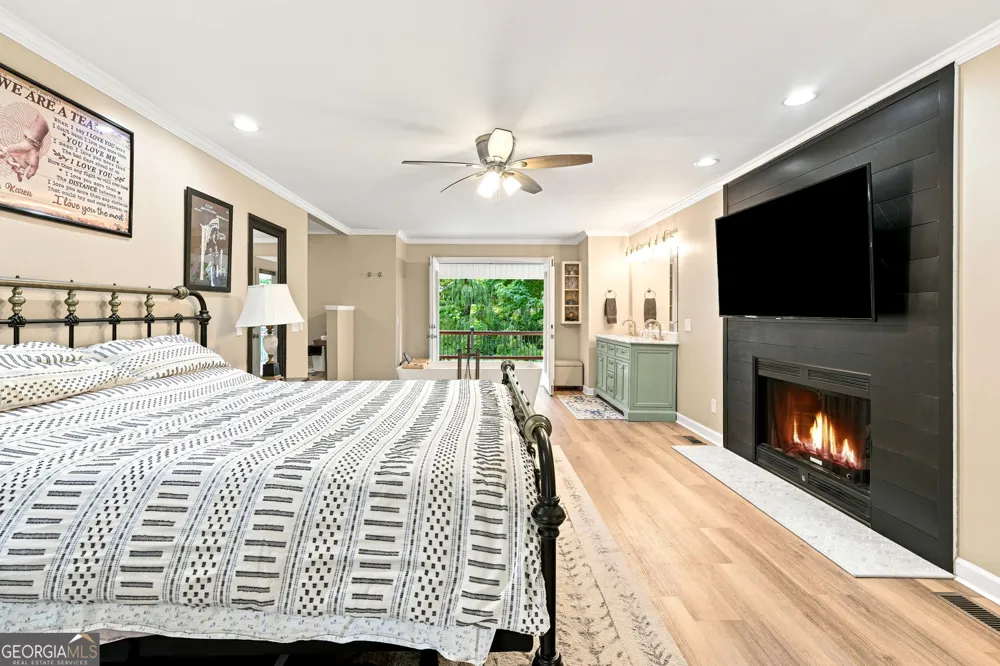 195 Gateway DR Rocky Face, GA 30740