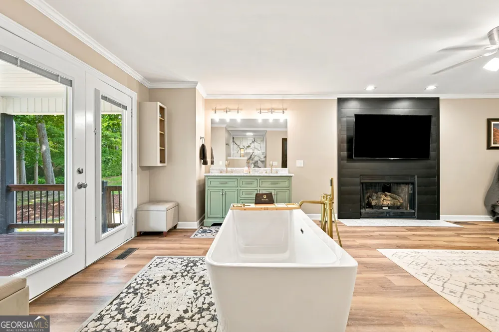 195 Gateway DR Rocky Face, GA 30740
