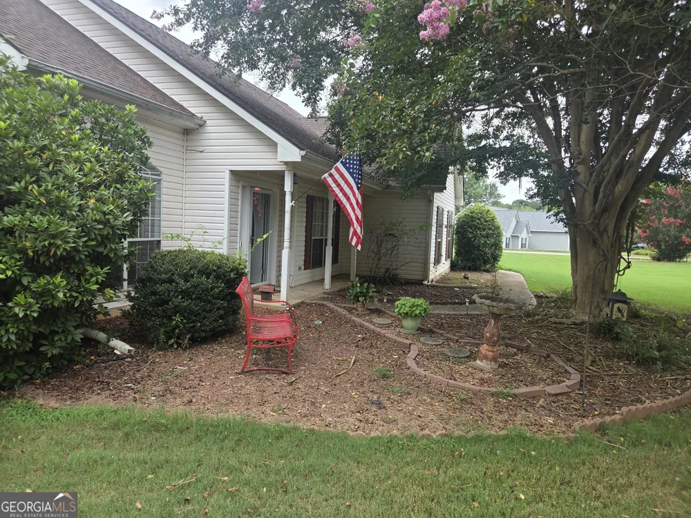 9 Dogwood RDG Hampton, GA 30228