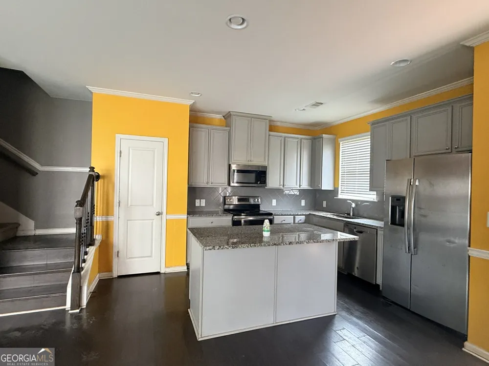 2352 Rolling TRL Lithonia, GA 30058
