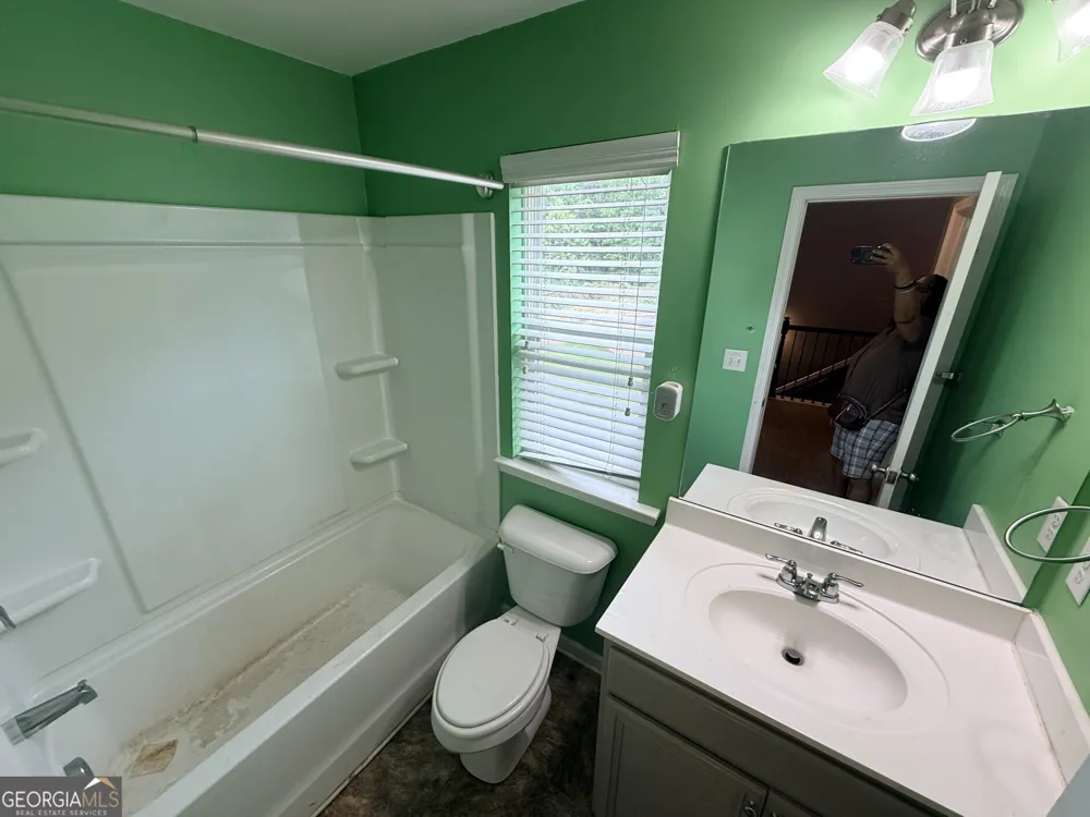 2352 Rolling TRL Lithonia, GA 30058