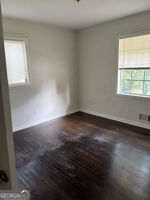 562 Roxbury DR Riverdale, GA 30274