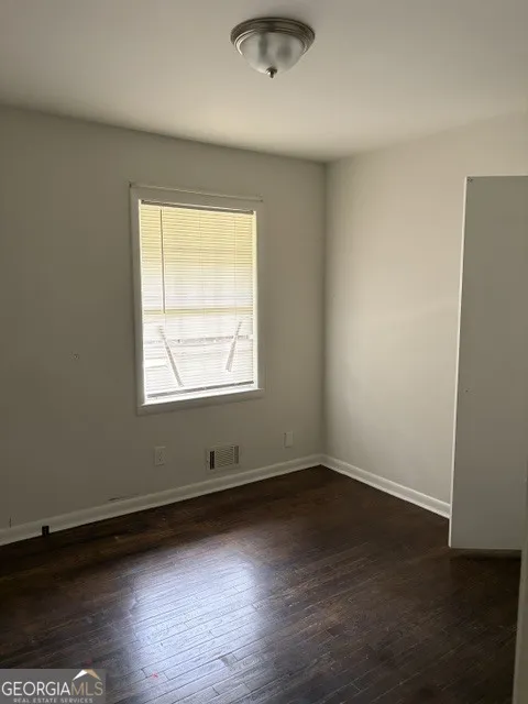 562 Roxbury DR Riverdale, GA 30274
