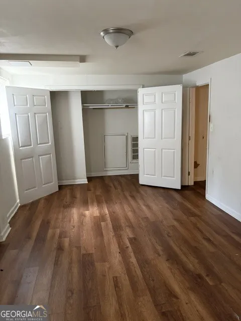 562 Roxbury DR Riverdale, GA 30274