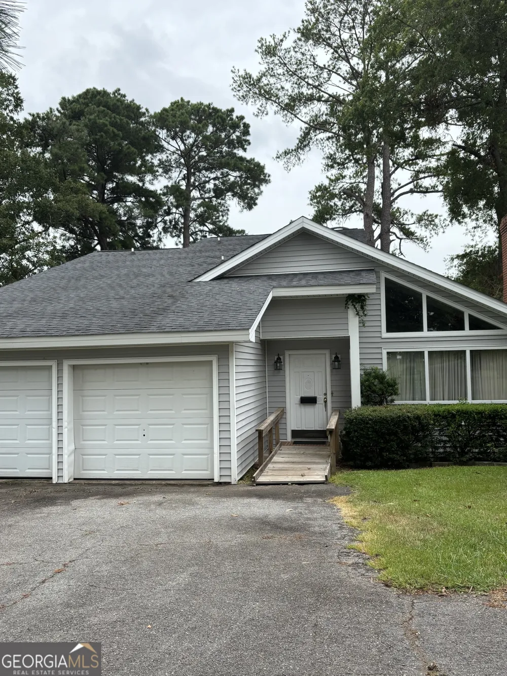 207A Lakeshore CIR Milledgeville, GA 31061