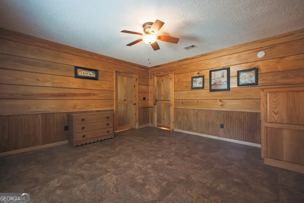 3733 Oak Hill RD Blackshear, GA 31516