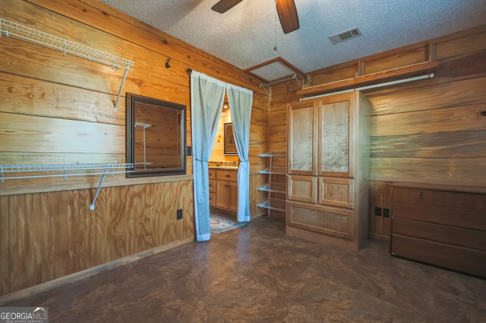 3733 Oak Hill RD Blackshear, GA 31516