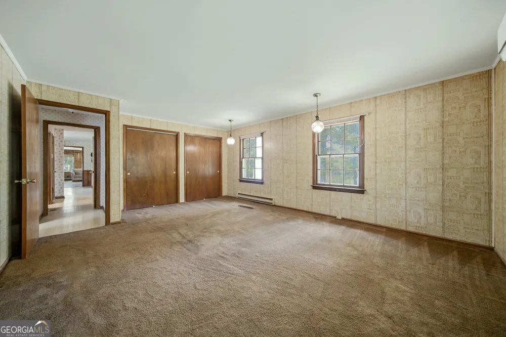 607 Grant RD Brooks, GA 30205
