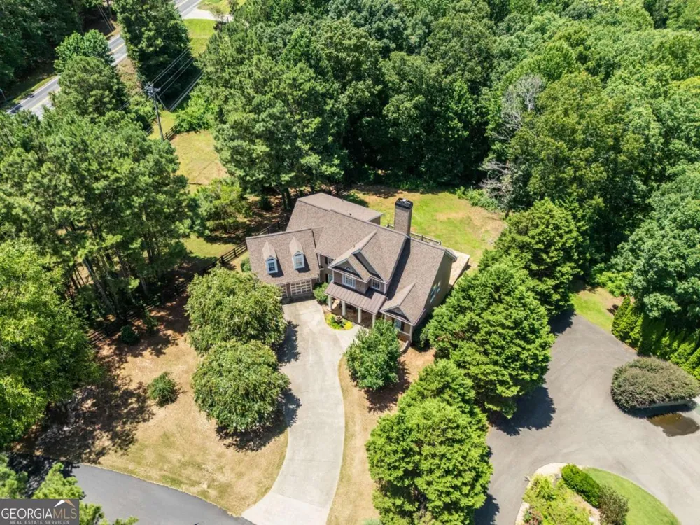8805 Saddle TRL Ball Ground, GA 30107