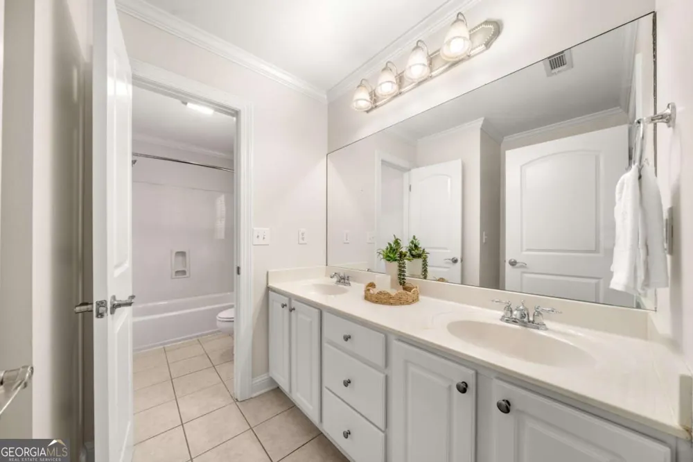 8805 Saddle TRL Ball Ground, GA 30107