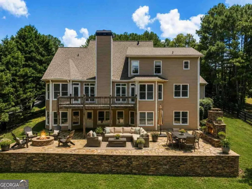 8805 Saddle TRL Ball Ground, GA 30107