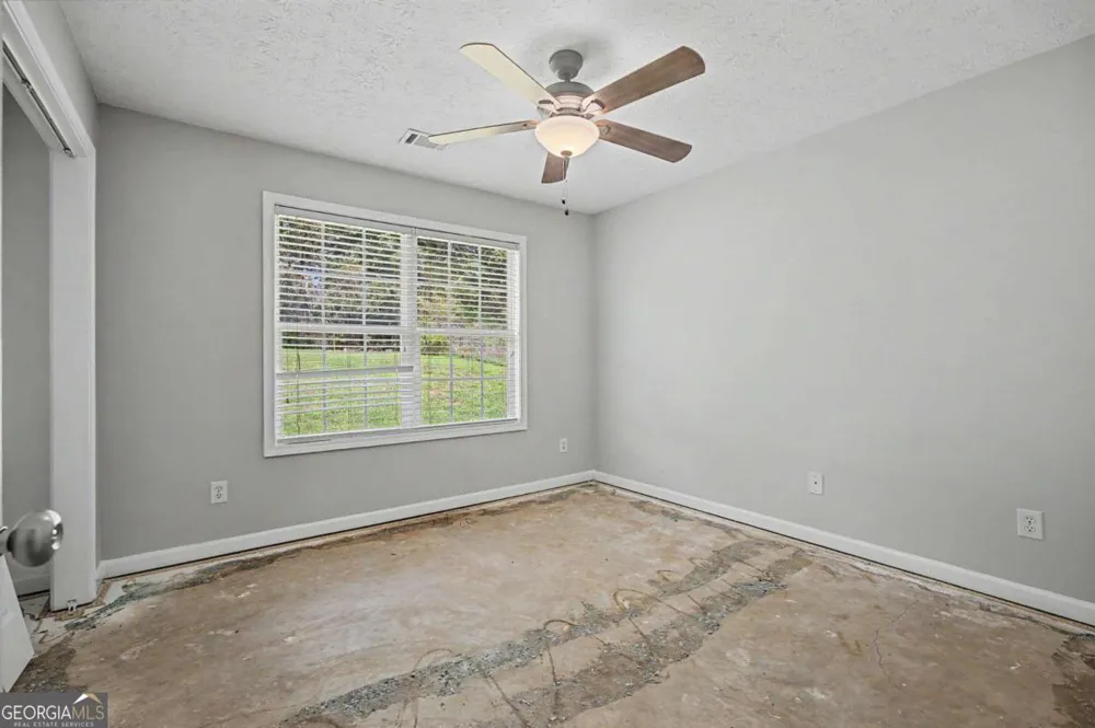 1438 Solomon DR Winder, GA 30680