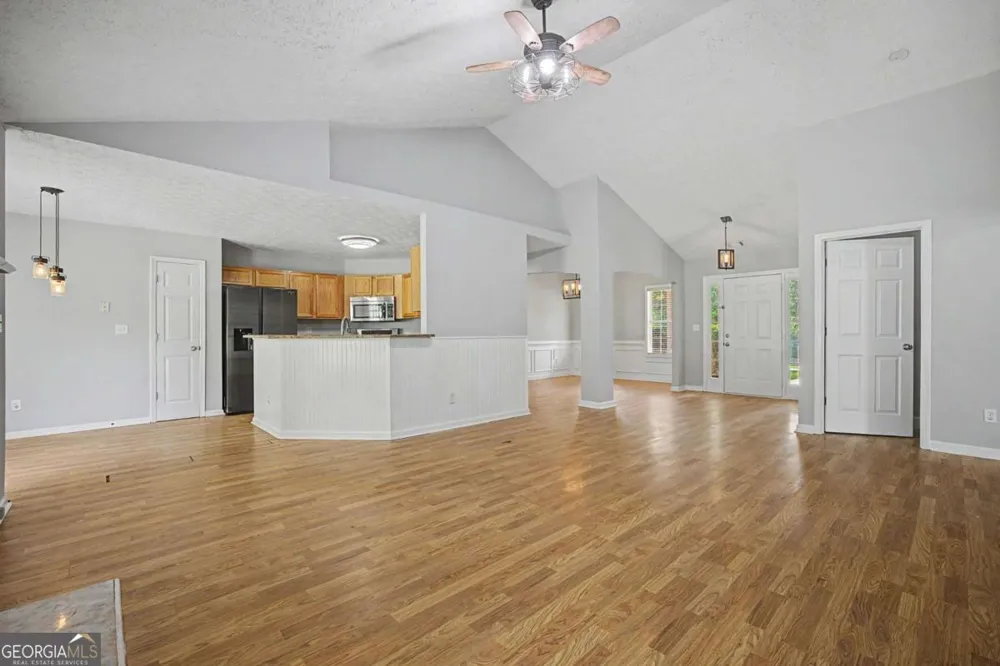 1438 Solomon DR Winder, GA 30680
