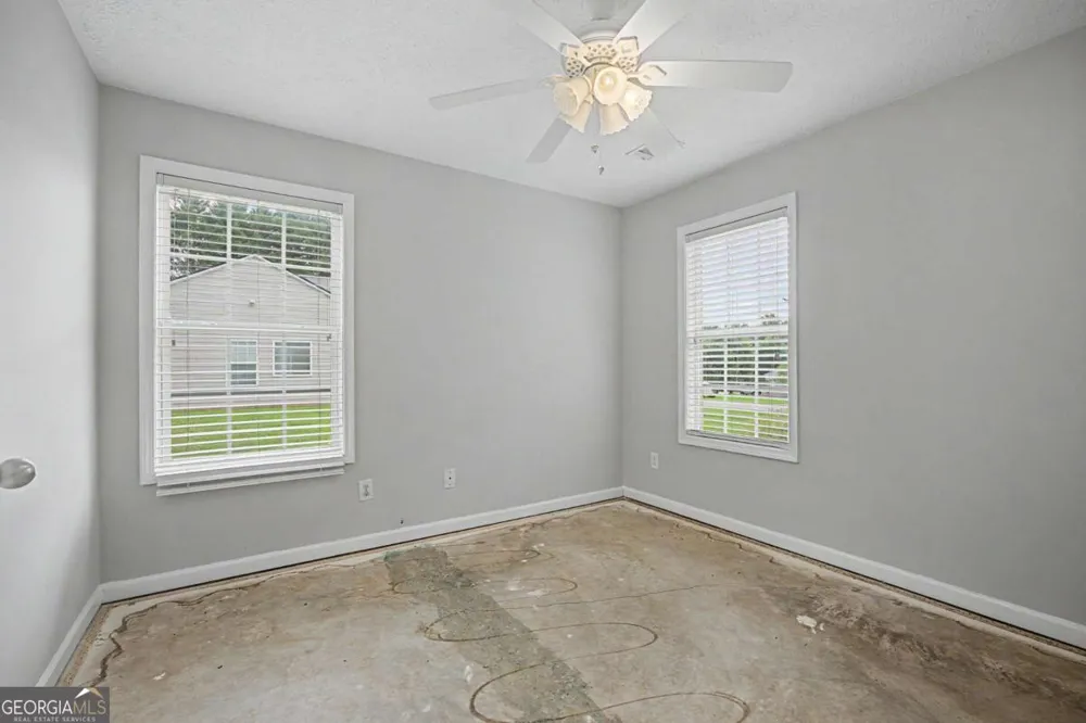 1438 Solomon DR Winder, GA 30680