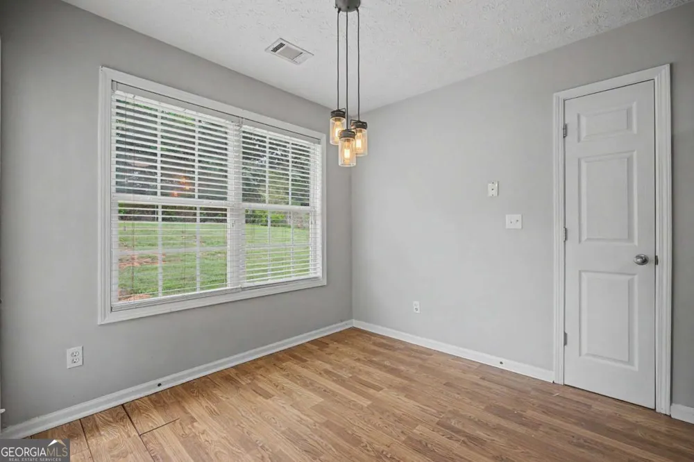 1438 Solomon DR Winder, GA 30680