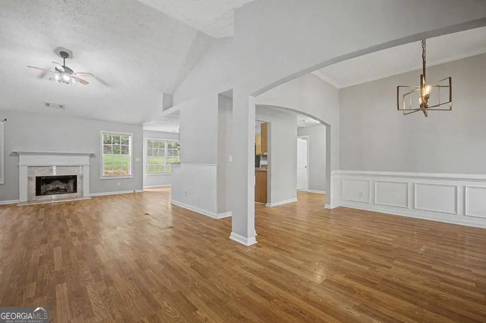 1438 Solomon DR Winder, GA 30680