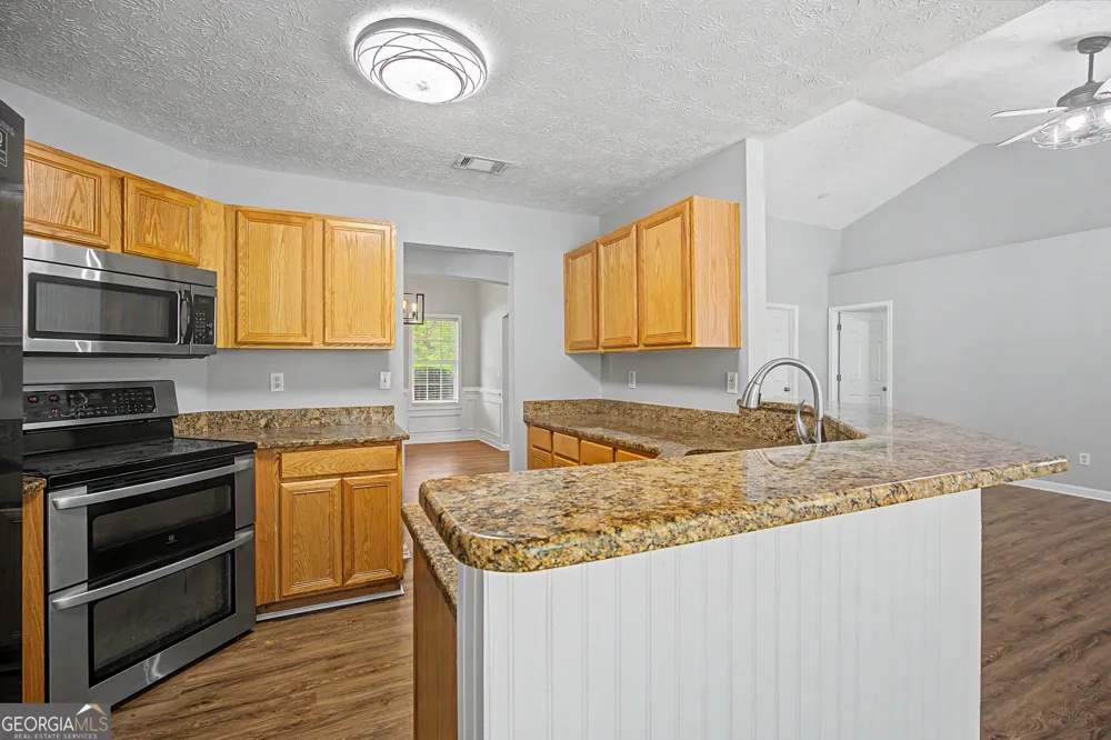 1438 Solomon DR Winder, GA 30680