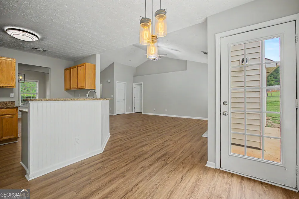 1438 Solomon DR Winder, GA 30680