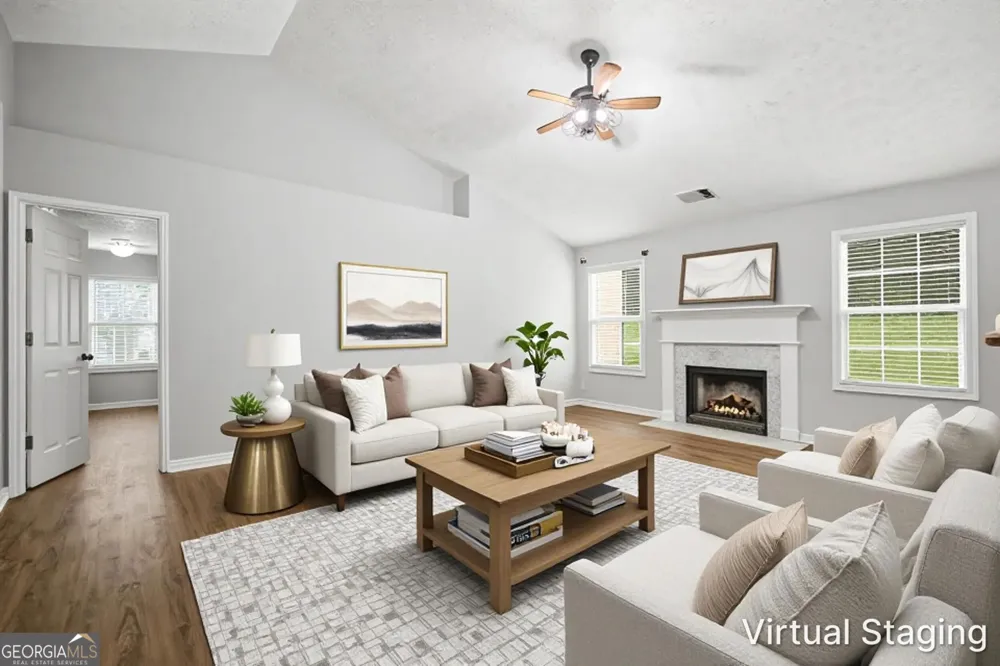1438 Solomon DR Winder, GA 30680