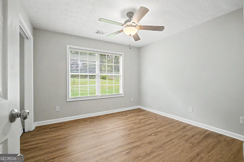 1438 Solomon DR Winder, GA 30680