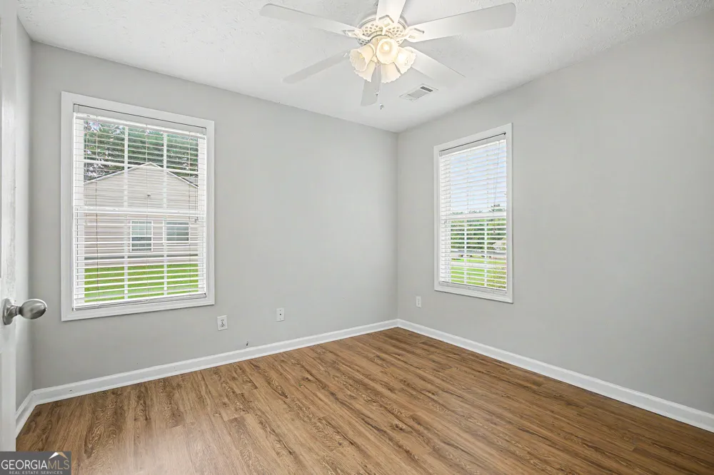 1438 Solomon DR Winder, GA 30680
