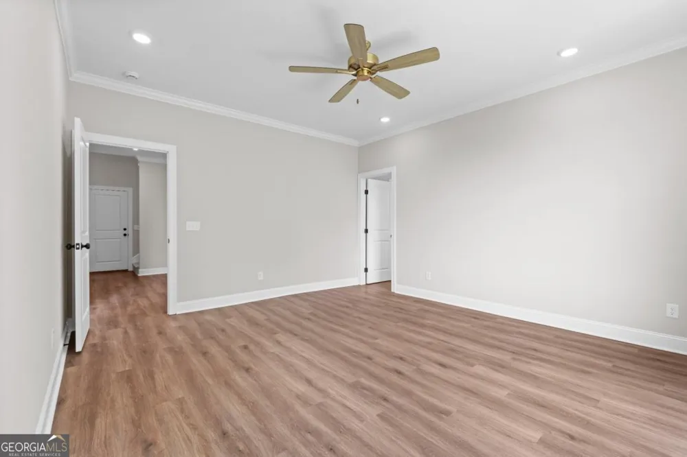 9 Honeysuckle DR Claxton, GA 30417