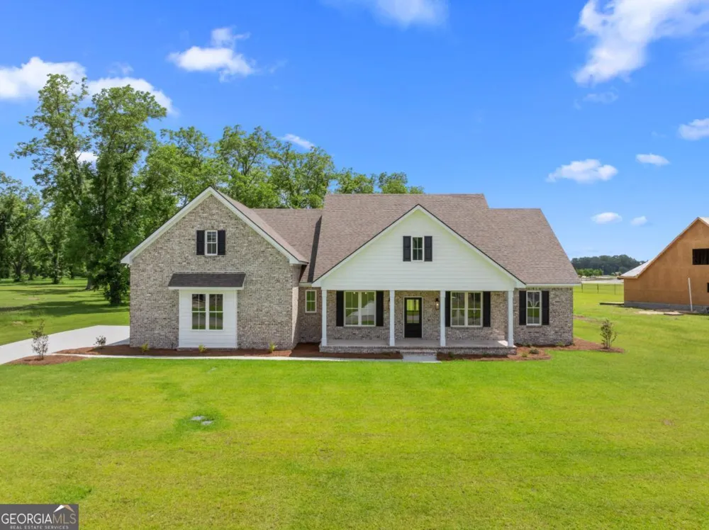 9 Honeysuckle DR Claxton, GA 30417