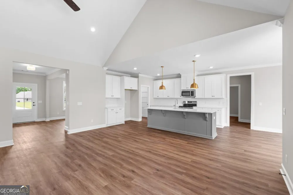 9 Honeysuckle DR Claxton, GA 30417
