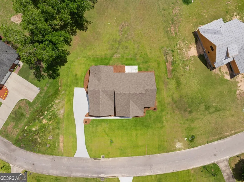 9 Honeysuckle DR Claxton, GA 30417