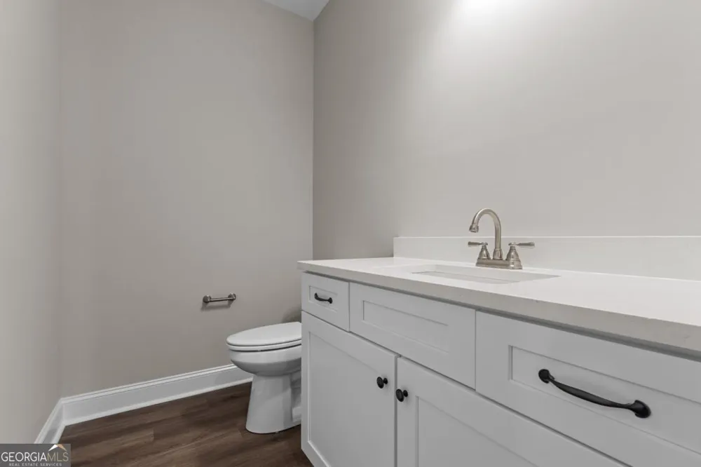 9 Honeysuckle DR Claxton, GA 30417