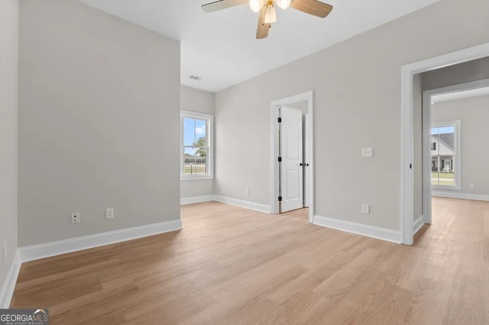 3 Honeysuckle DR Claxton, GA 30417