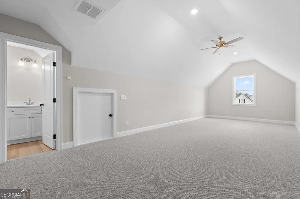 3 Honeysuckle DR Claxton, GA 30417