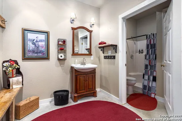 126 Mariana Dr A Red Rock, TX 78662