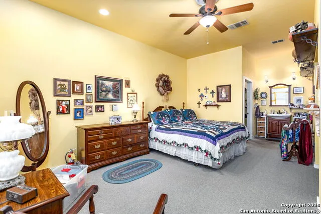 126 Mariana Dr A Red Rock, TX 78662