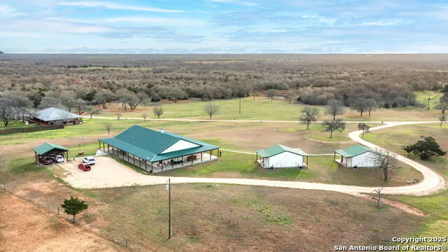 126 Mariana Dr A Red Rock, TX 78662